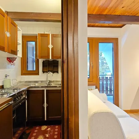 Hostdomus - Weekend Apartment *