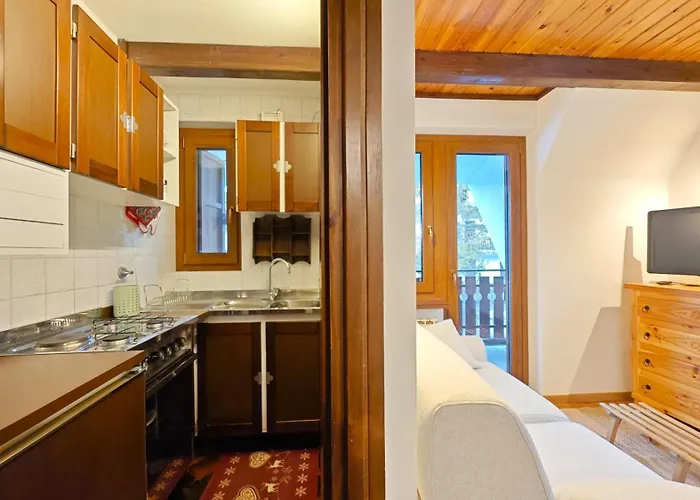 Hostdomus - Weekend Apartment *